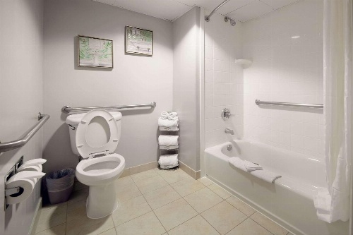 Country Inn & Suites by Radisson, Ontario at Ontario Mills, CA image 1