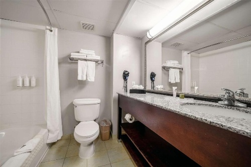 Country Inn & Suites by Radisson, Ontario at Ontario Mills, CA image 18