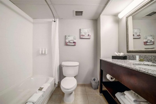 Country Inn & Suites by Radisson, Ontario at Ontario Mills, CA image 9